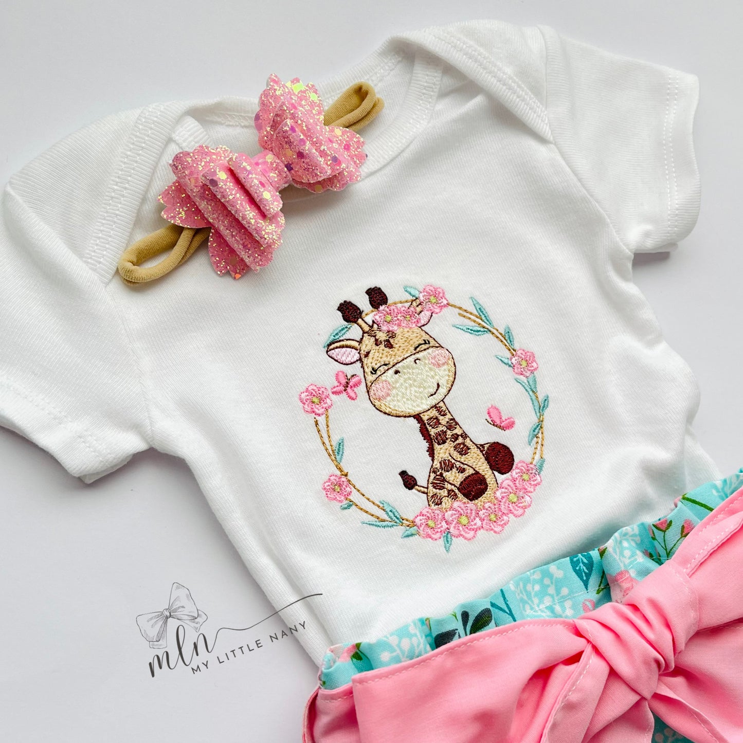 Baby Giraffe Set