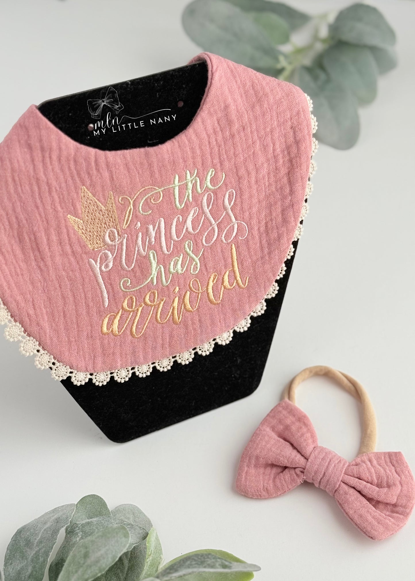 The Princess Has Arrived Bib with Matching Bow Set