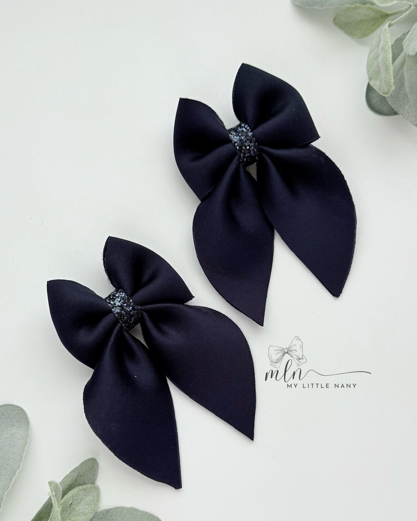 Sailor Piggie Bows