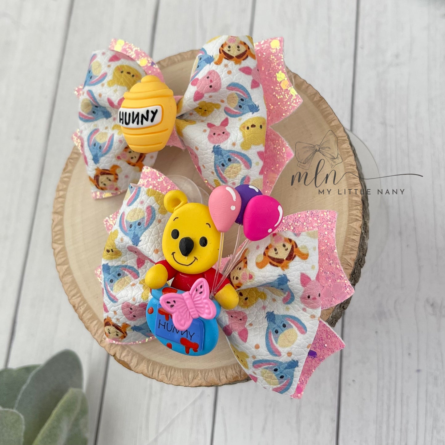 Hunny Piggie Bows