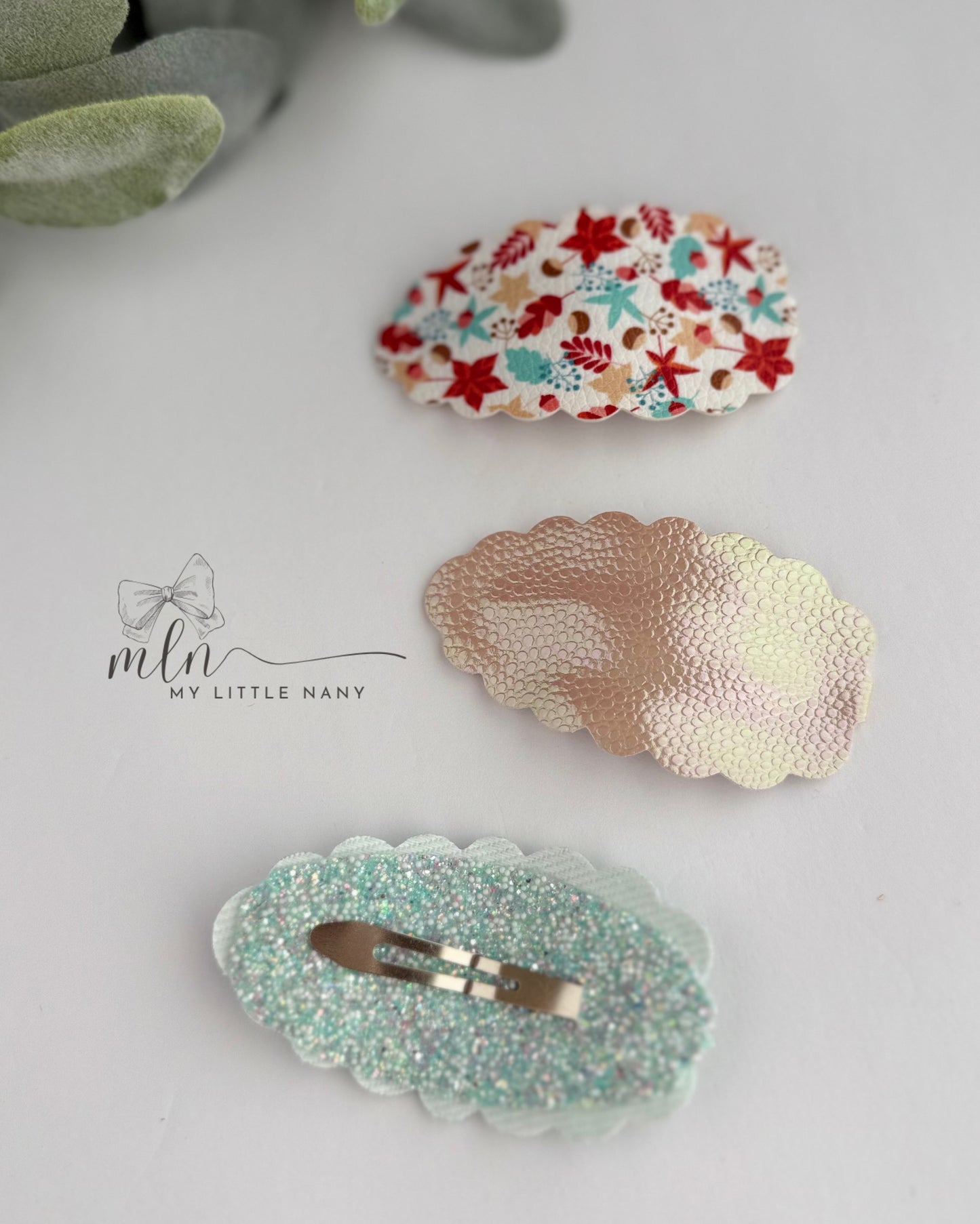 Autumn Leaves Snap Clips