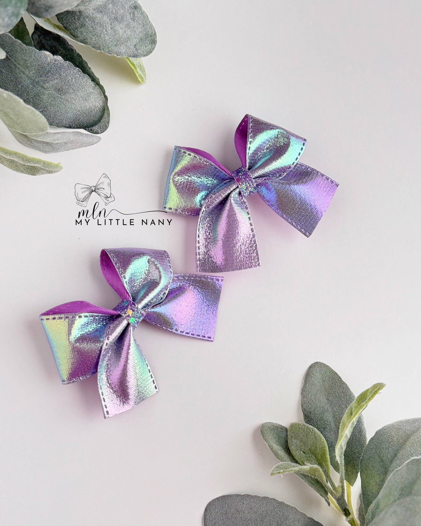 Translucent Piggie Bows