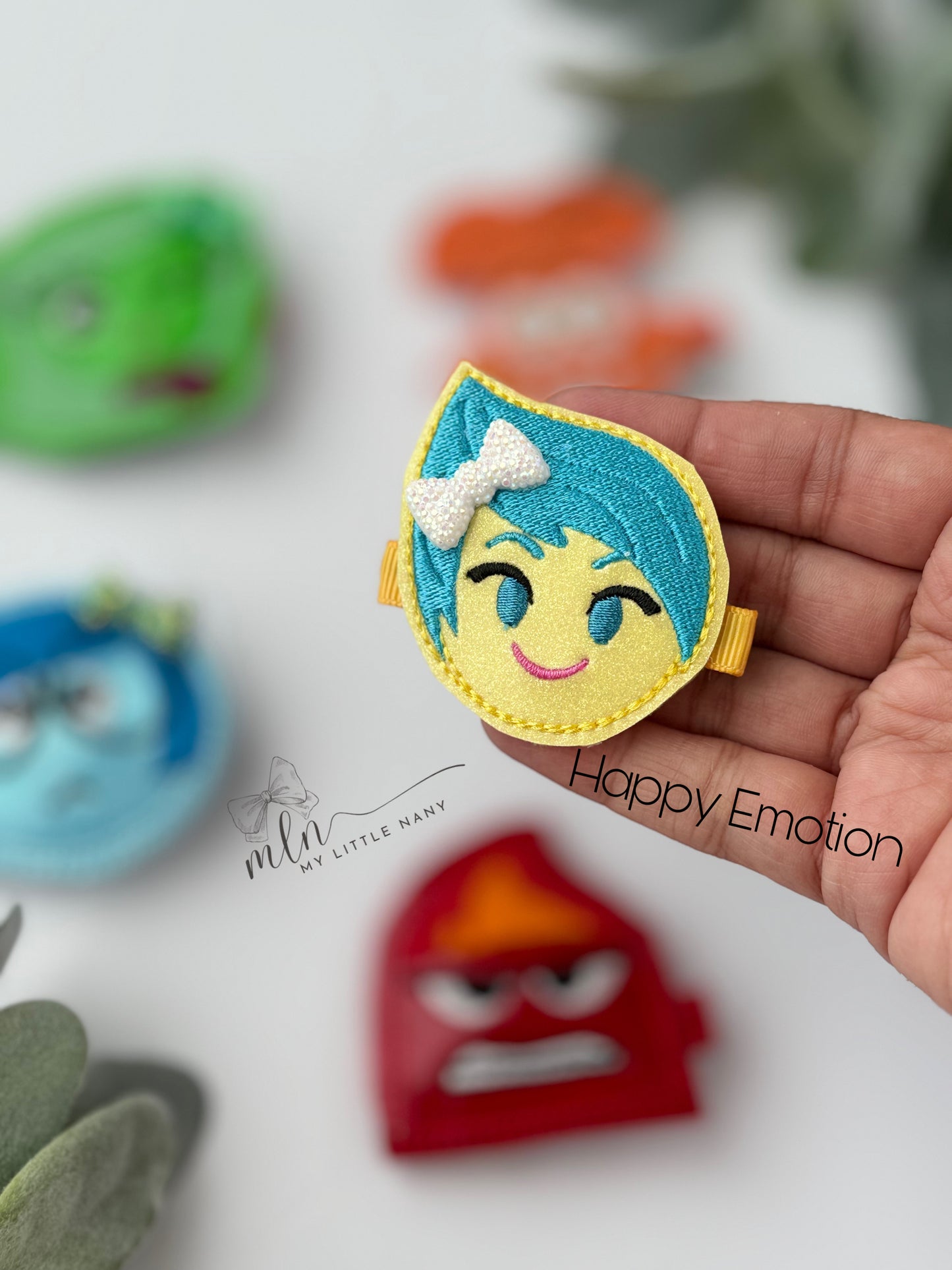 Emotions Friends Hair Clippies