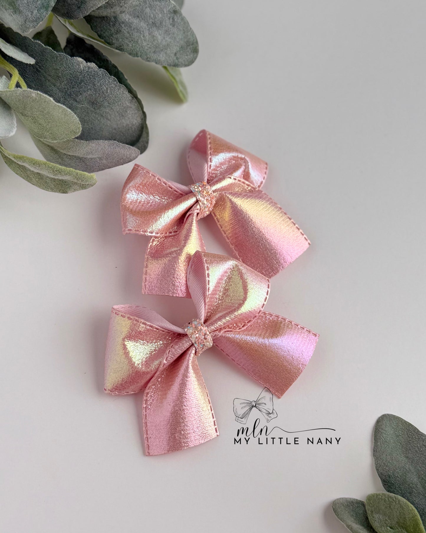 Translucent Piggie Bows