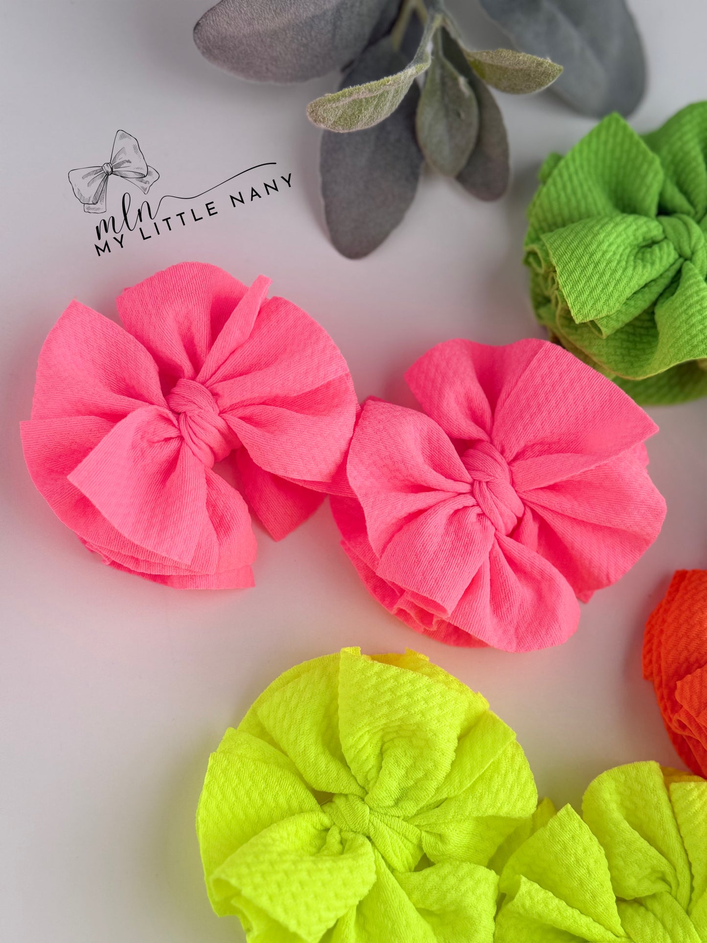 Neon Shredded Piggie Bows