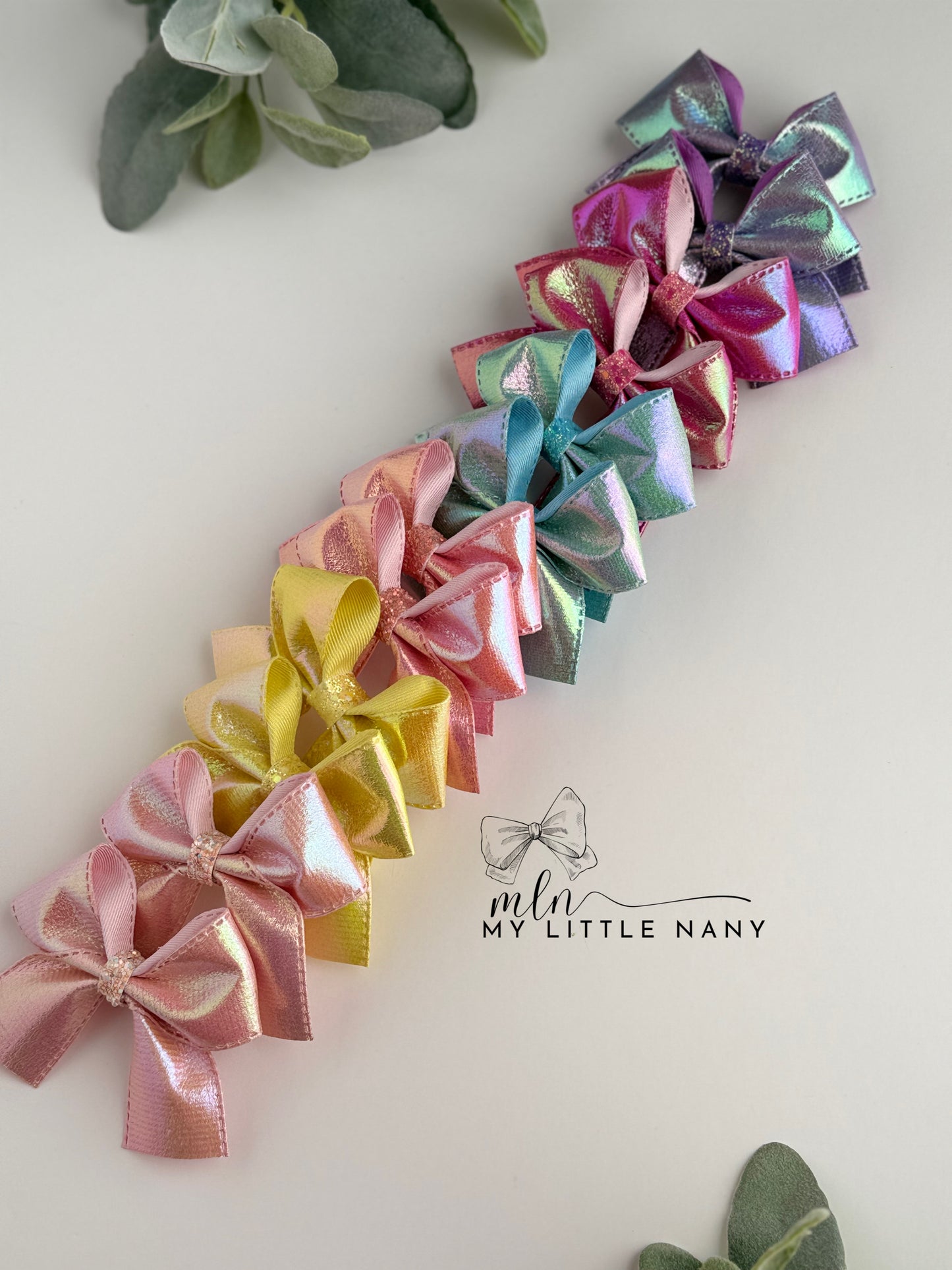 Translucent Piggie Bows