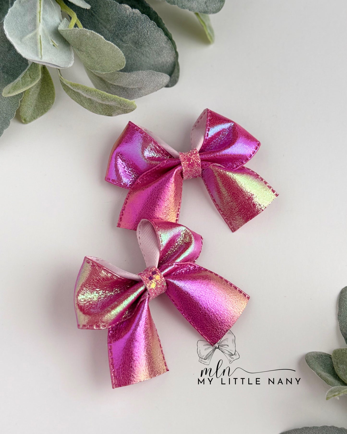 Translucent Piggie Bows