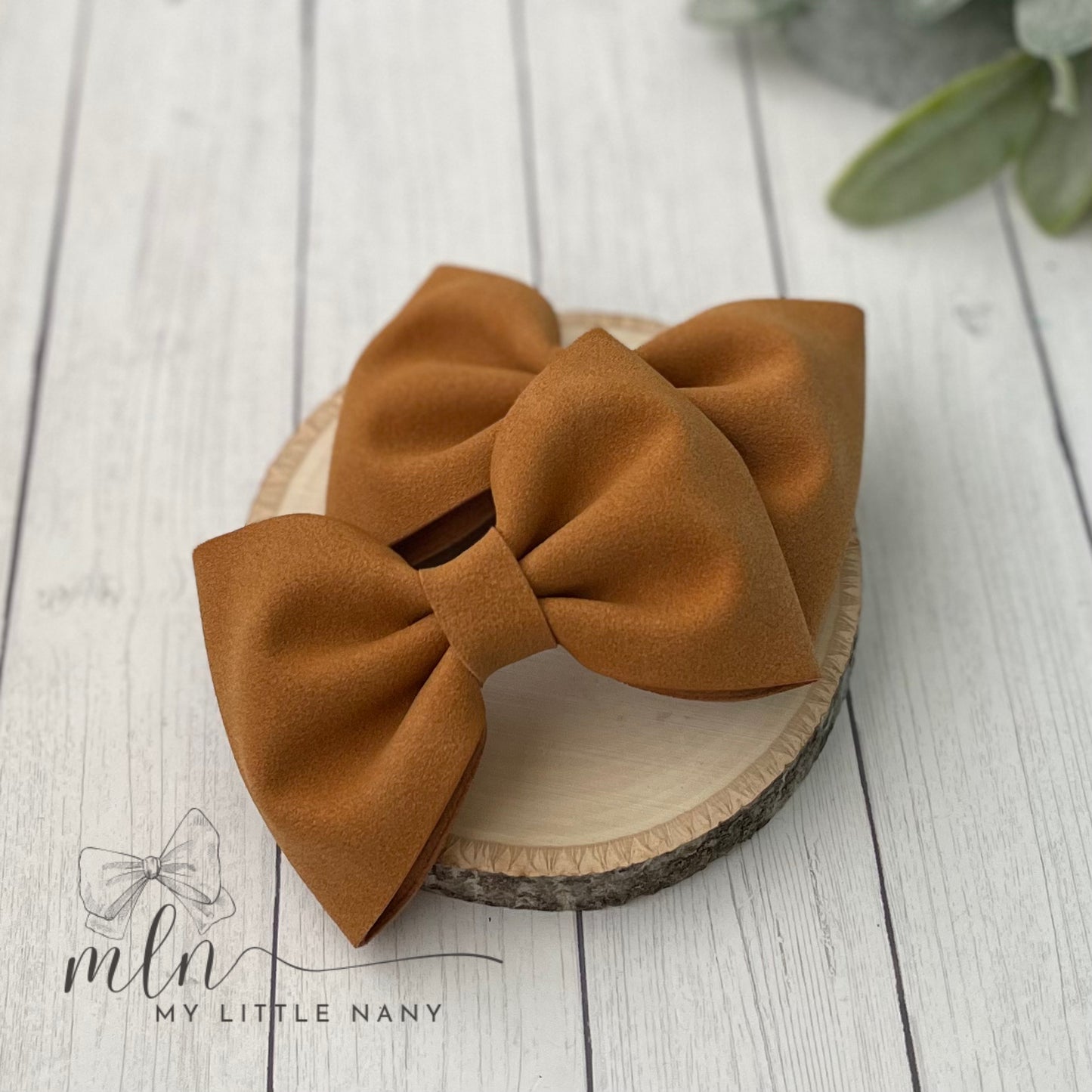 Suede Piggie Bows